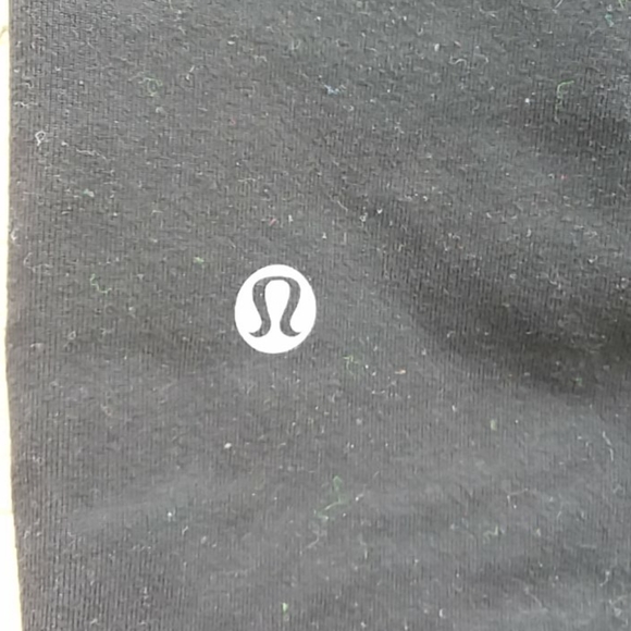 Lululemon capris - Picture 6 of 8